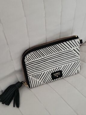 Fossil Wristlet Wallet